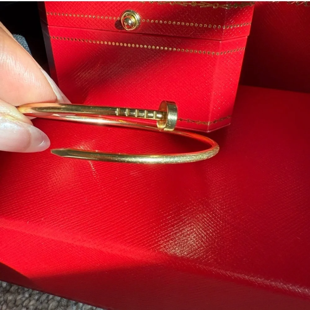 Authentic Cartier Juste un Clou Bracelet (18 K Gold) - Picture 9 of 11